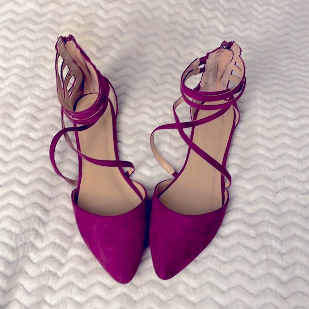 EVERYTHING MUST GO!! Magenta Strappy Flat. Size: 8